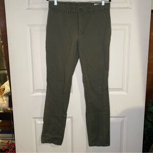 Gap Skinny Performance Chino Pants in Deep Depths Green Size 32 x 32
